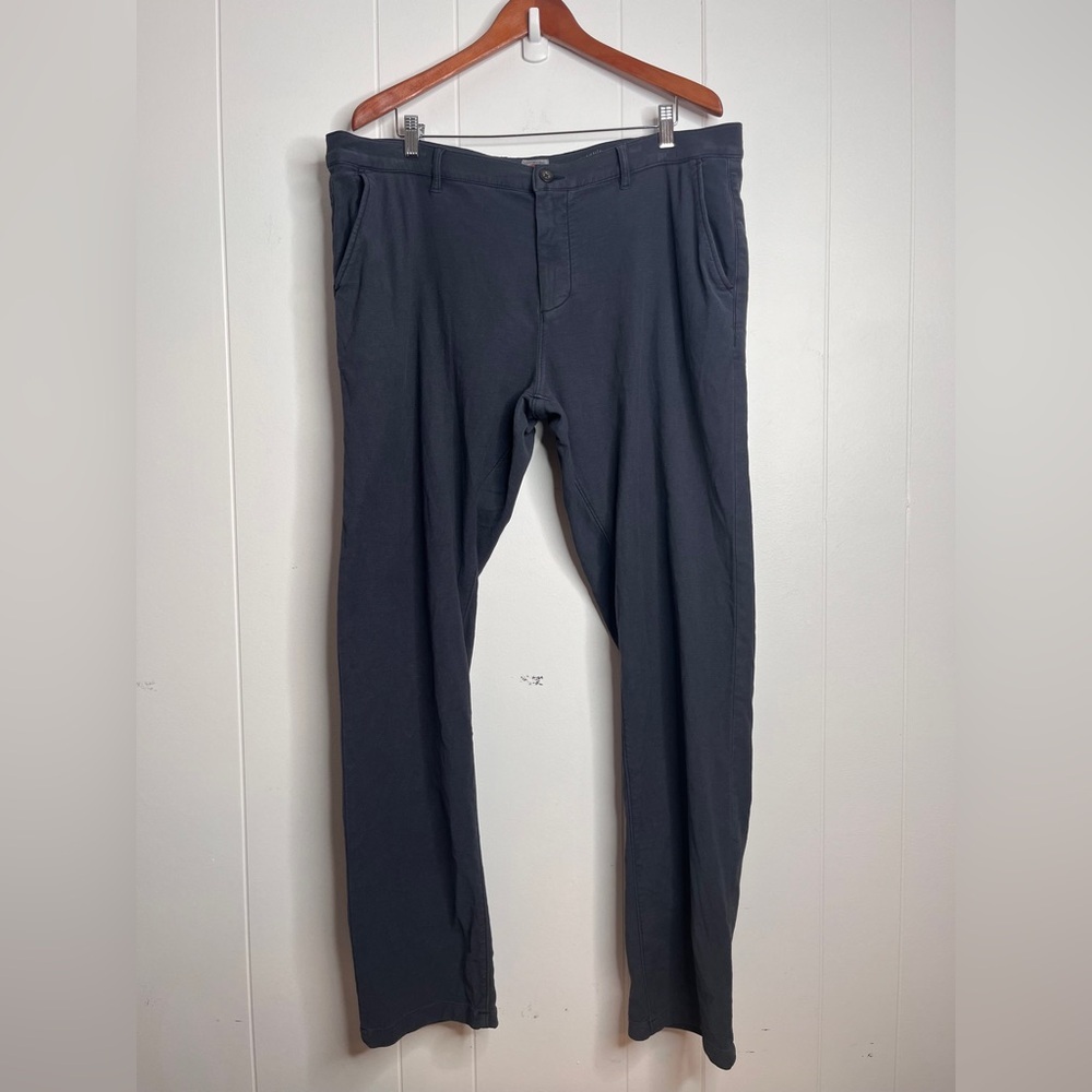 Faherty Stretch Terry Chino Navy Men's 38 Measures 42x34